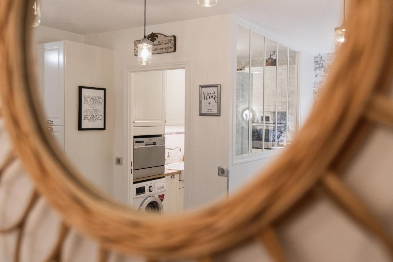 The French Boudoir Apartment Epernay Bagian luar foto